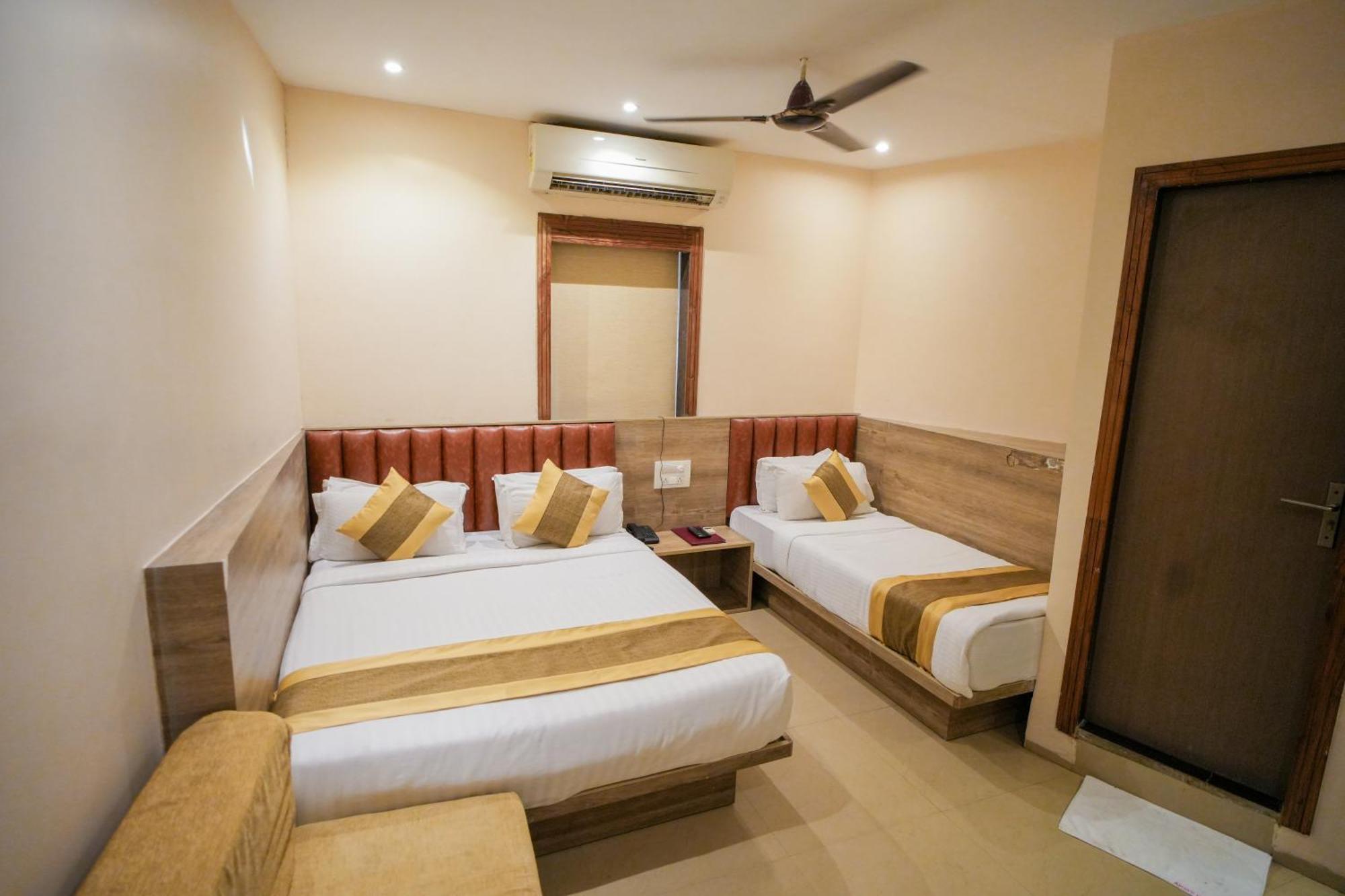 Hotel Skylink Hospitality Mahalaxmi 孟买 外观 照片