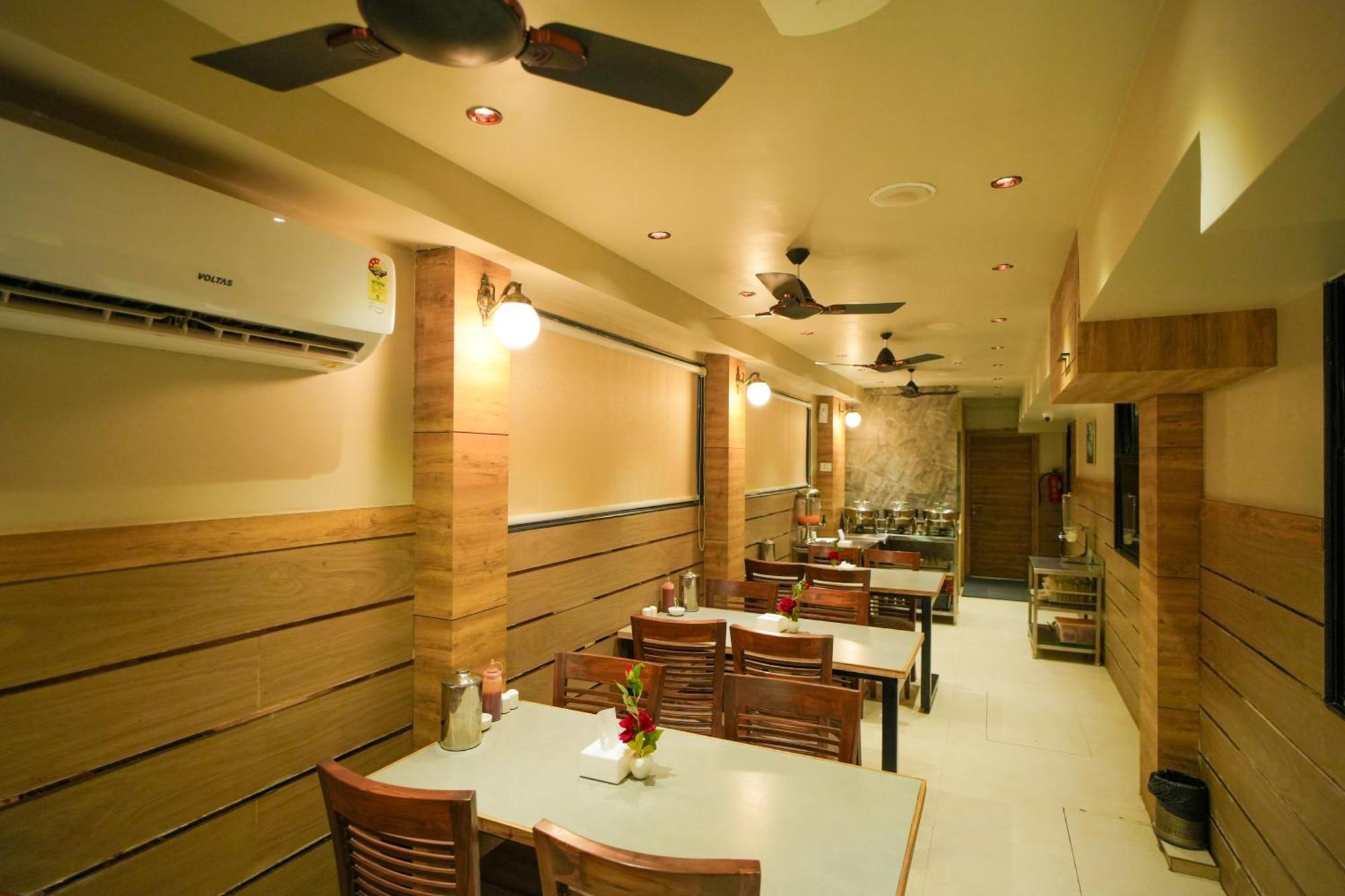 Hotel Skylink Hospitality Mahalaxmi 孟买 外观 照片