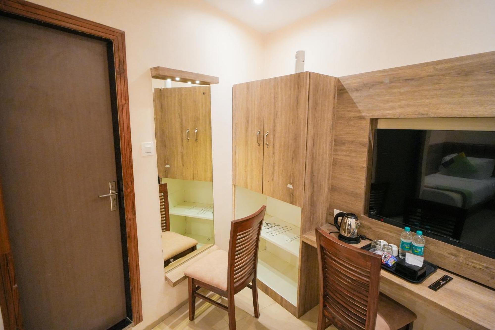 Hotel Skylink Hospitality Mahalaxmi 孟买 外观 照片